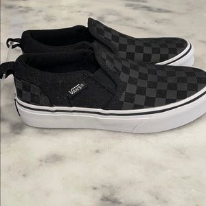 Brand new- black/grey Vans checkered shoes